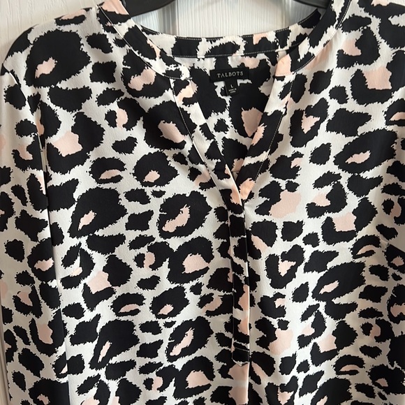 Top - Picture 2 of 3